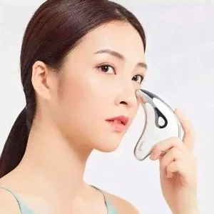 Микротоковый массажер для лица и шеи Xiaomi Mi WellSkins WX-BJ808-3
